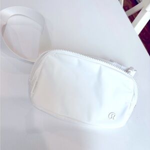 Lululemon belt bag